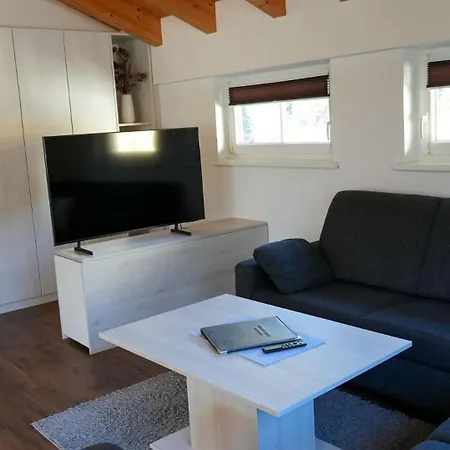 Haus Sandeck アパート エールヴァルト